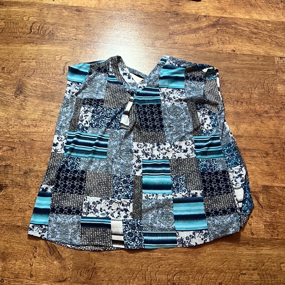 CJ Banks Flowy Top